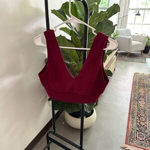 Forever 21 burgundy crop/cami sz m